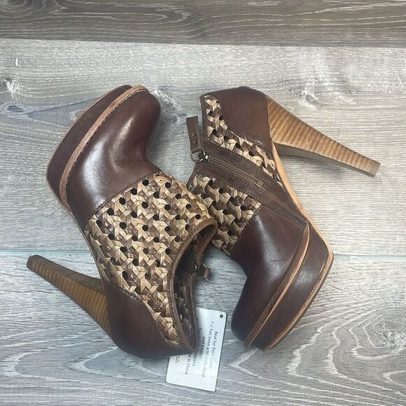 NWT Ugg Fatima Woven Brown Leather Women’s Sz 7 Elegant Platform Heeled Shoes - Picture 10 of 16